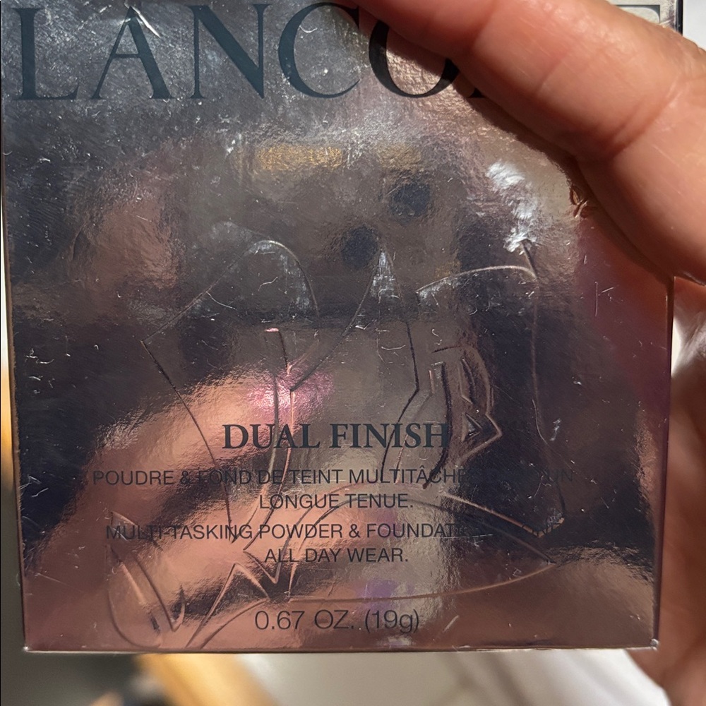 Lancome Dual Finish Foundation - For @Carriewade988 - Picture 2 of 4